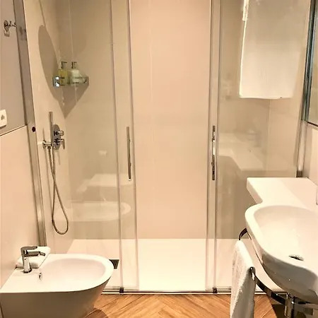 Bed & Breakfast Residenza Ermanni 3*